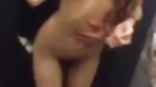 סקס בתנוחה מוזרה וגמור על הגוף